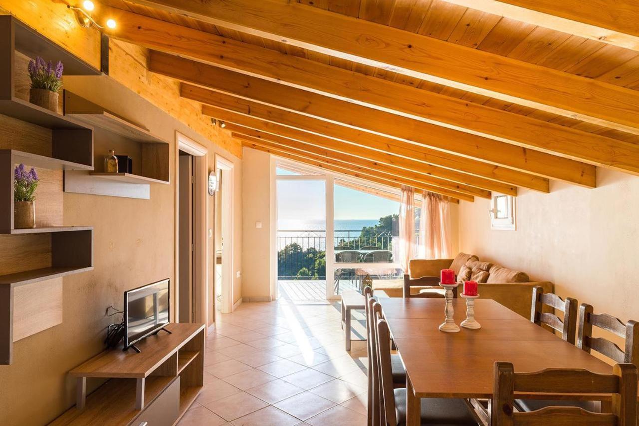 Luxury Loft Apartment With Pool - Pelekas Beach, Corfu Экстерьер фото
