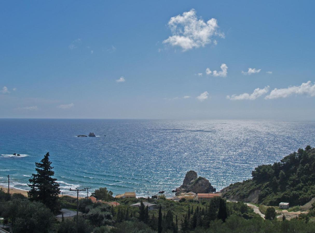 Luxury Loft Apartment With Pool - Pelekas Beach, Corfu Экстерьер фото